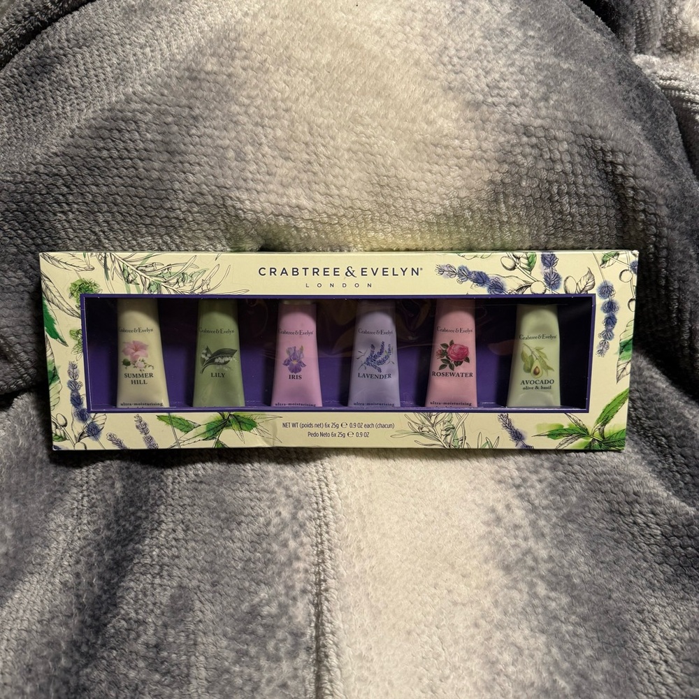 Crabtree & Evelyn Moisturizing Hand Therapy Gift Set
